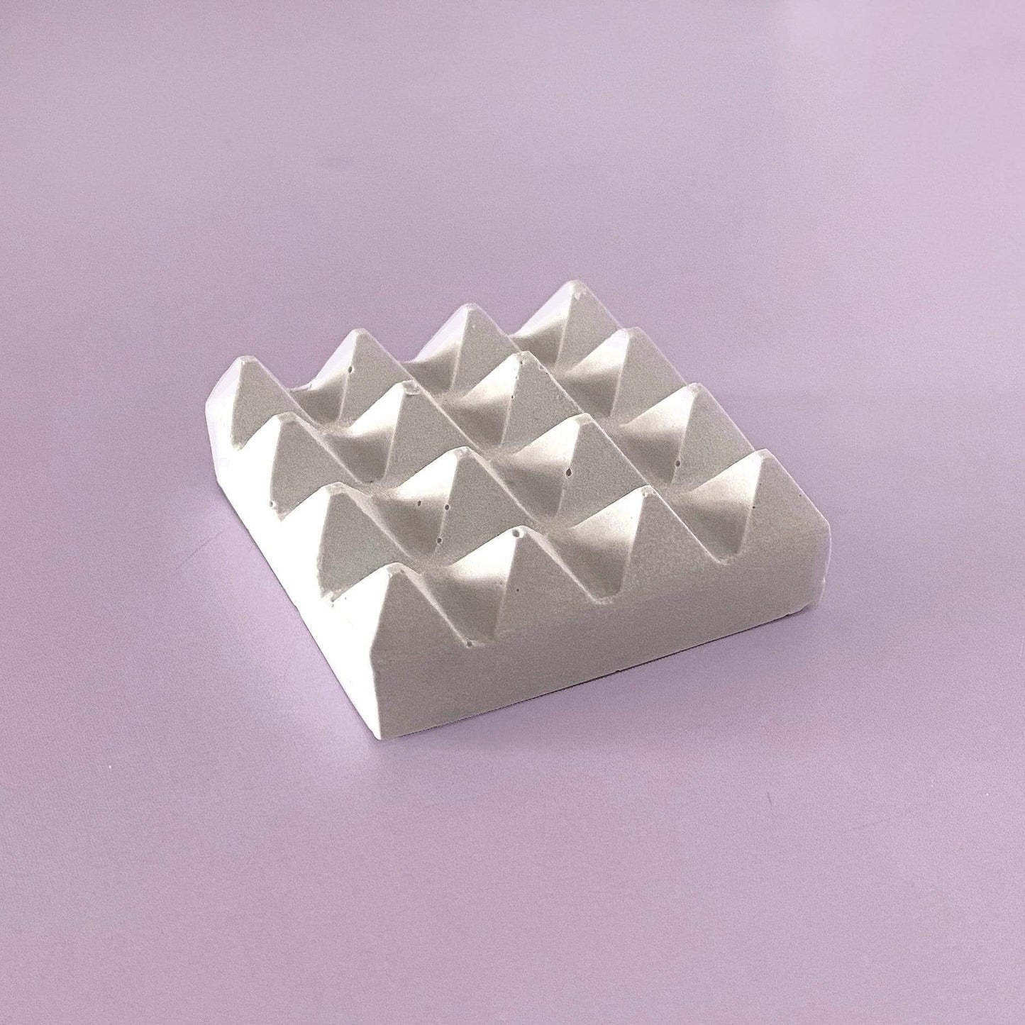 Haircare Lilac Shampoo/Conditioner Bar Holder homeware shops bristol gift shops bristol Hairy Jayne