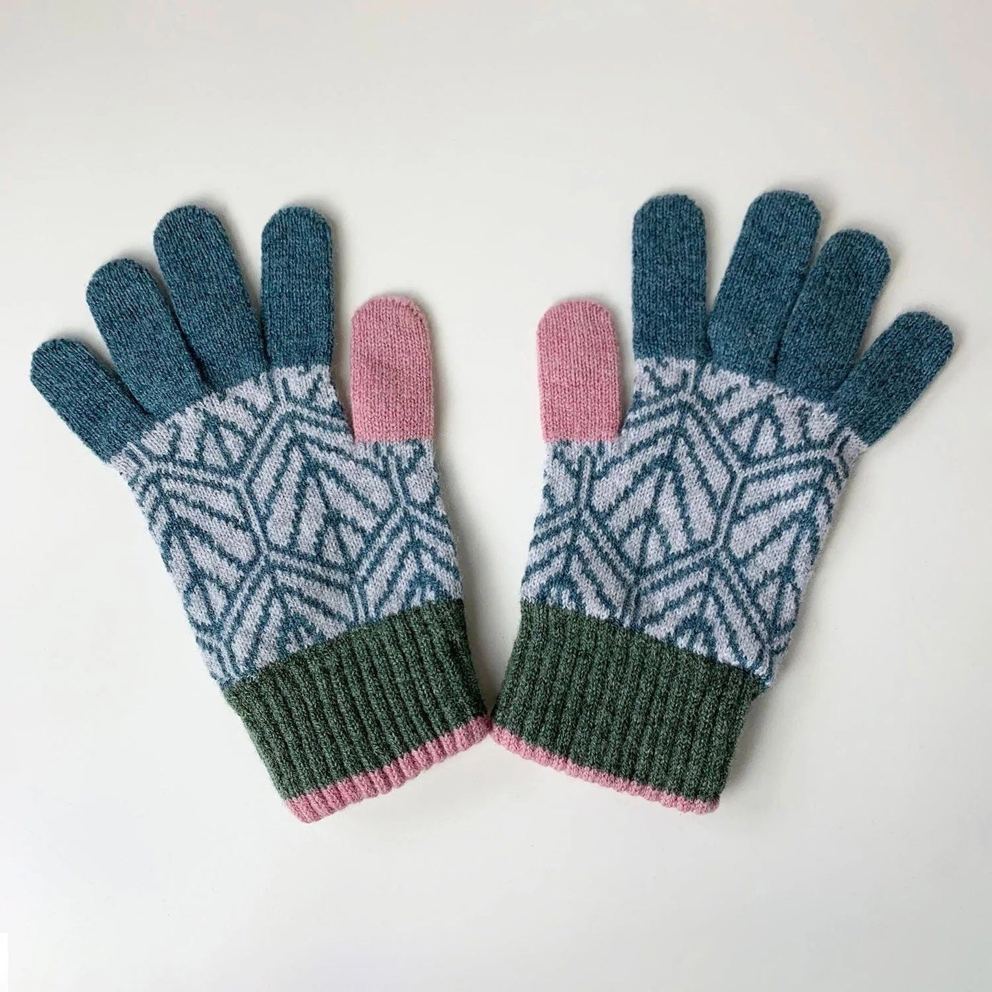 Gloves Blush Telha Telha Gloves - 100% Merino Lambswool homeware shops bristol gift shops bristol Katie Victoria