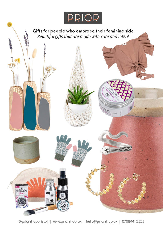 Sustainable Gift Guide: for those who want to embrace their feminine side