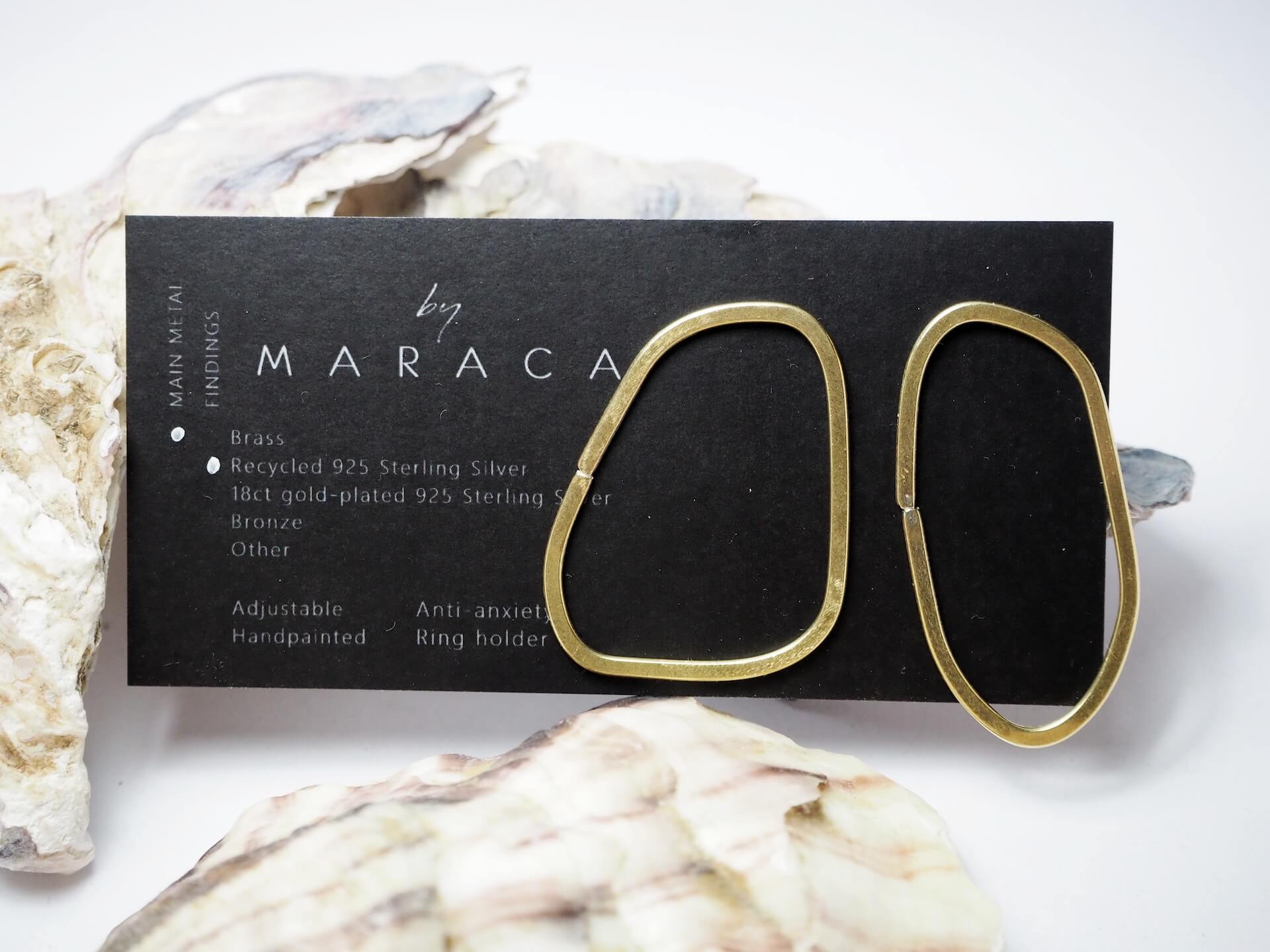 By Maraca Earrings GEO - Flat Organic Earrings Large