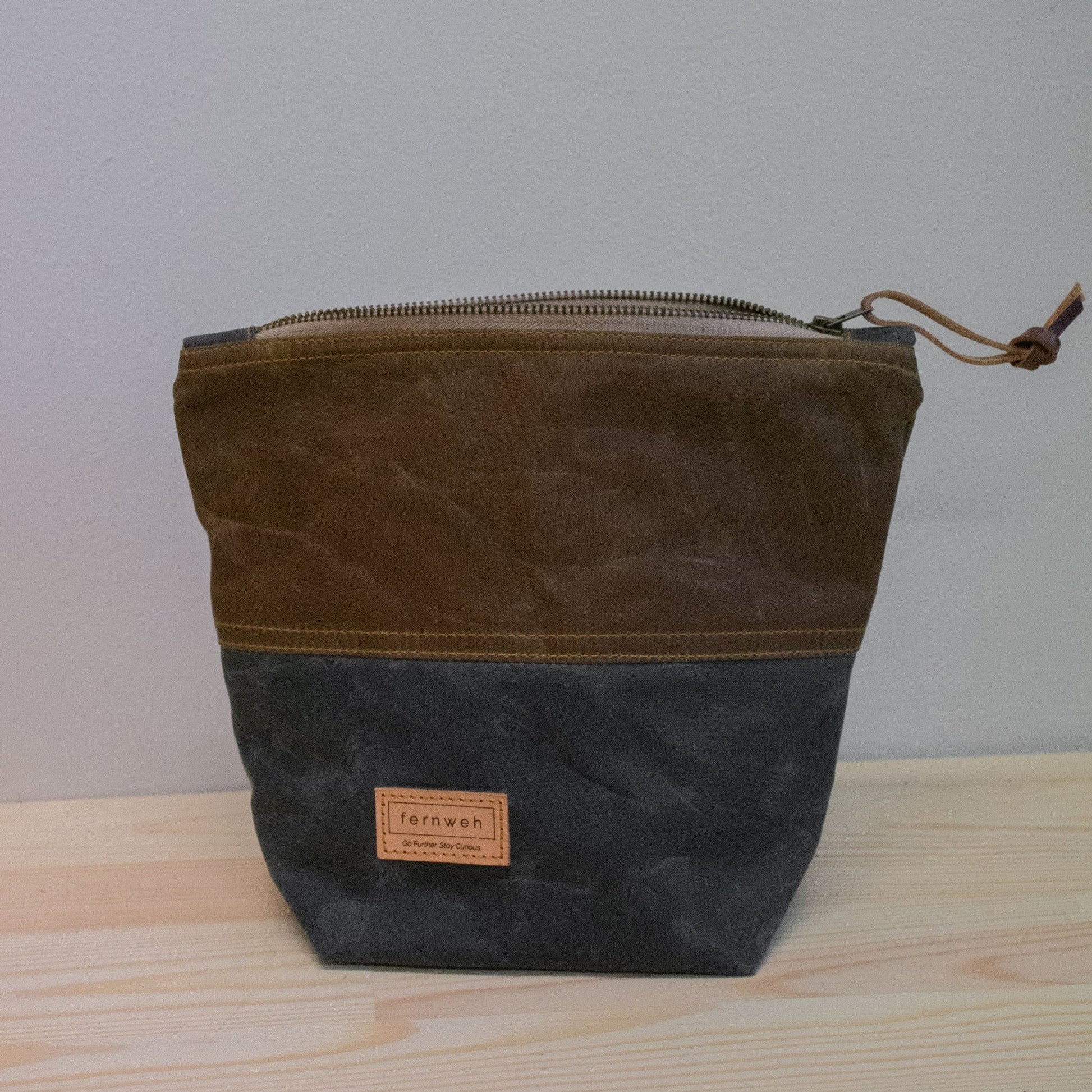 Fernweh Purse / Wallet Bark/Scree SPEY - Waxed Canvas Wash Bag (various colours)