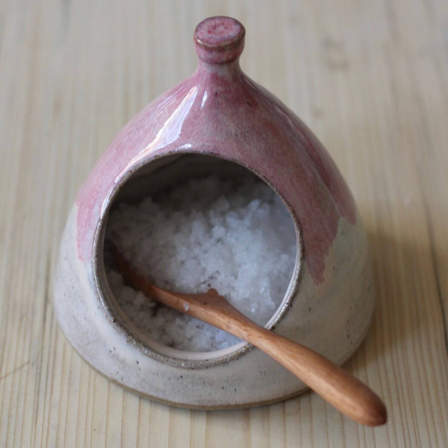 Salt Pig Blush Pink Hand Thrown Salt Pig homeware shops bristol gift shops bristol Jen Makes Pots