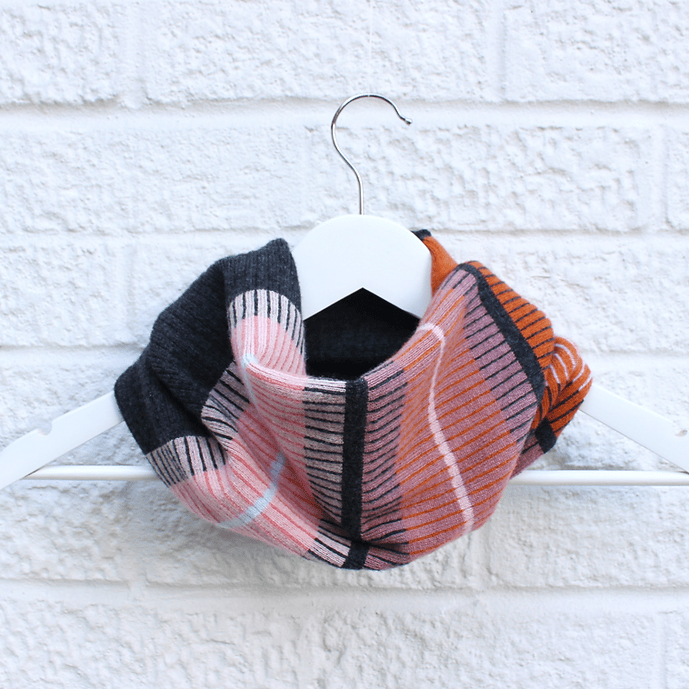 Knitluxe Studio Scarves Pembrey - Merino Knitted Snood