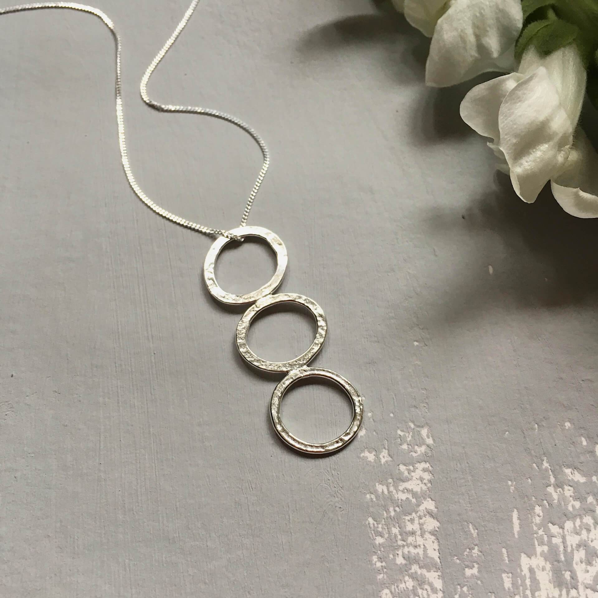 Ava & Bea Necklace Silver Pebble Pendant