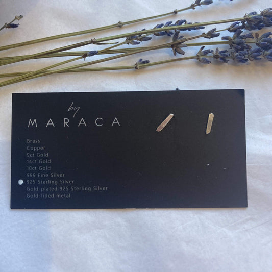 By Maraca Earrings BASE - Small Line Studs - Silver