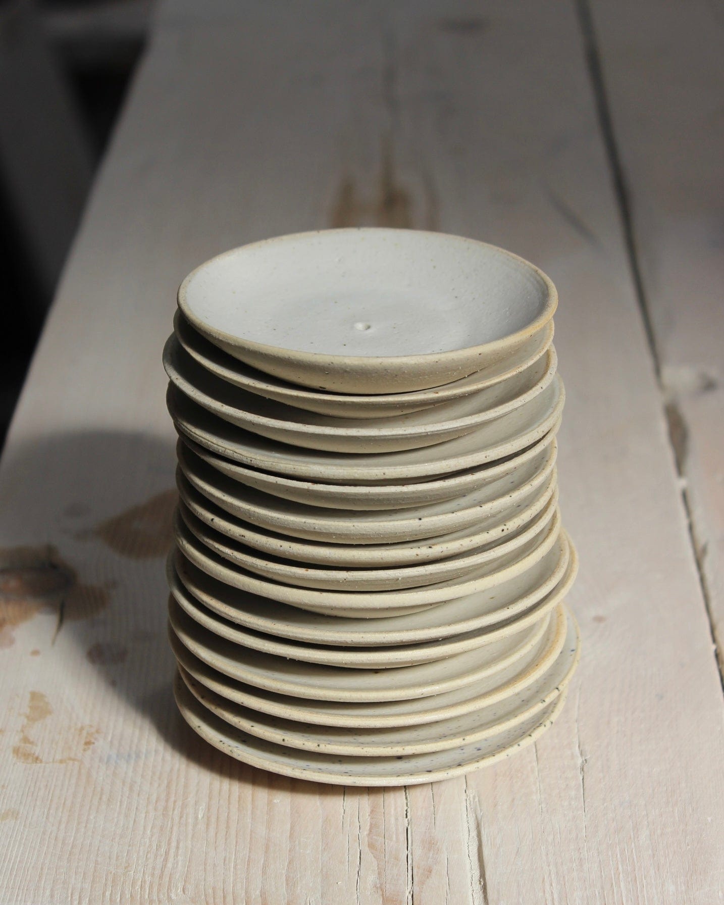 Florence Ceramics Ceramic Soap Dish in Speckled White