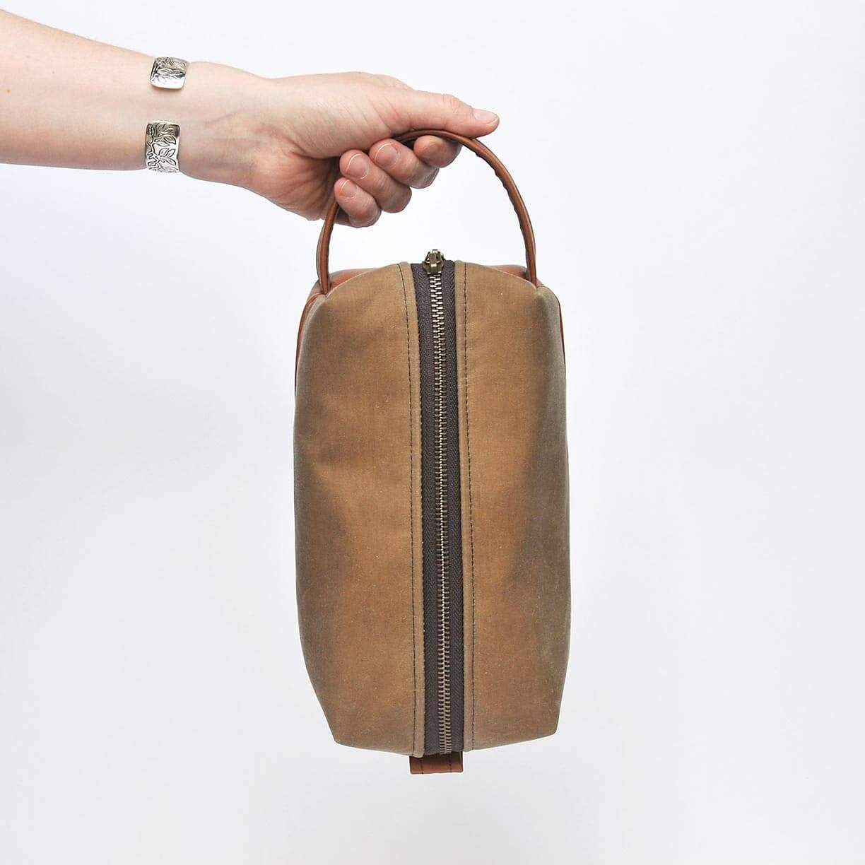 Lauren Holloway Bag Unisex Recycled Leather Dopp Bag (Toiletries / Wash Bag)