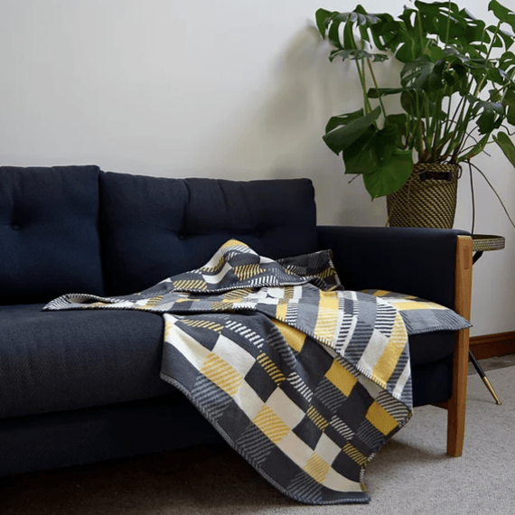 Rhian Wyman Blanket Sustainable Cotton Throw - Blanket Stitch Decoration