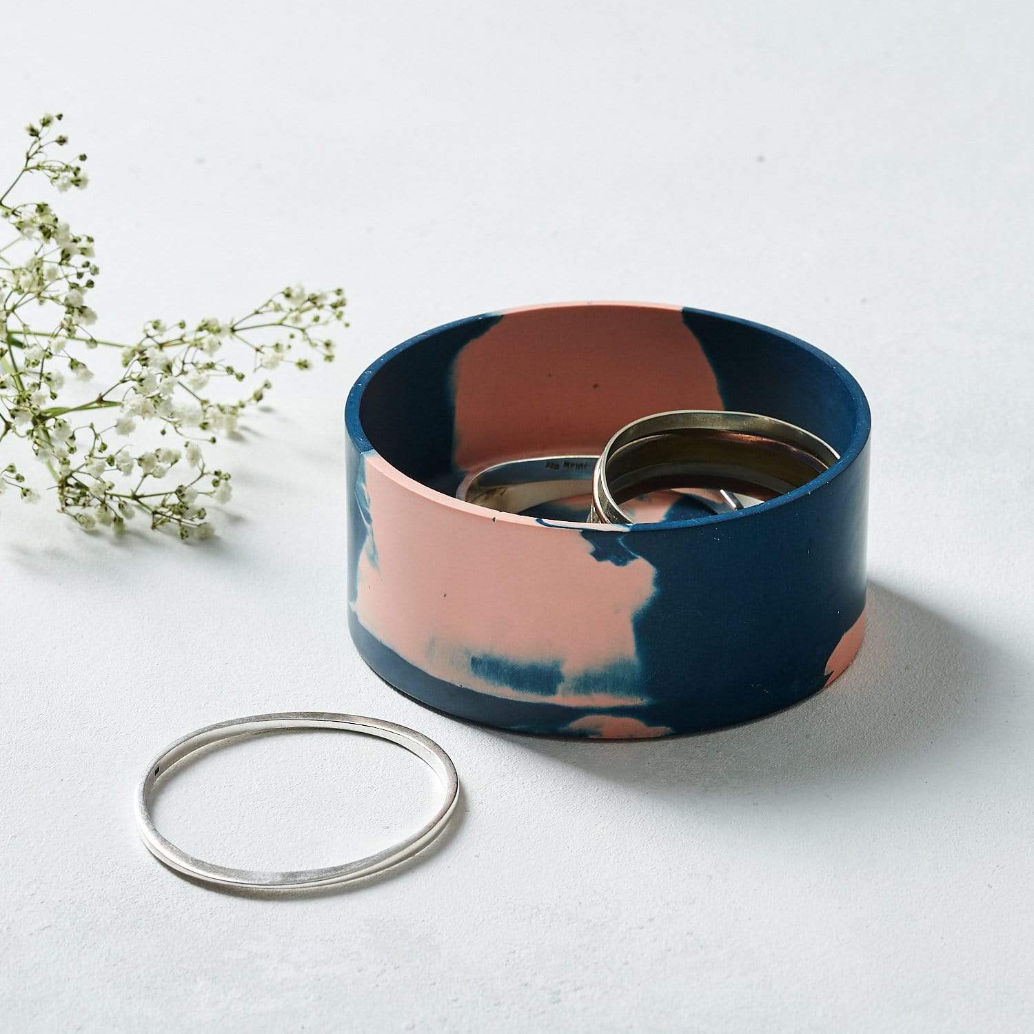 Tip Studio Vessel Pink and blue pigment Small Cylinder Vessel (various colours)